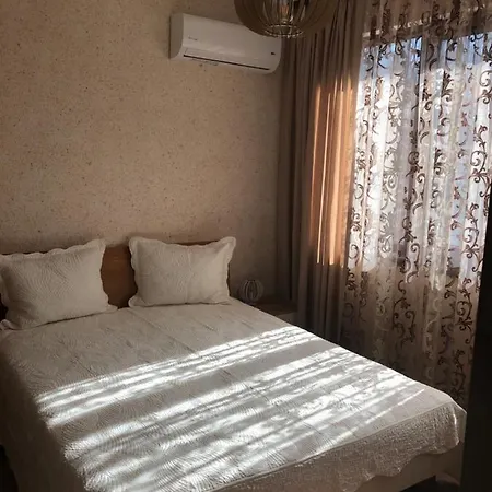 Apartment Freedom Shkorpilovtsi